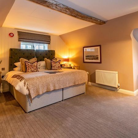 The Lion Inn Winchcombe Exterior foto